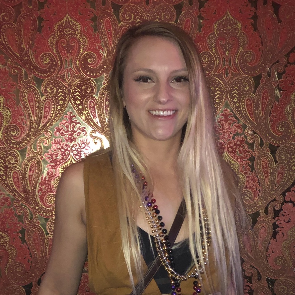 Meet your Posher, Leah